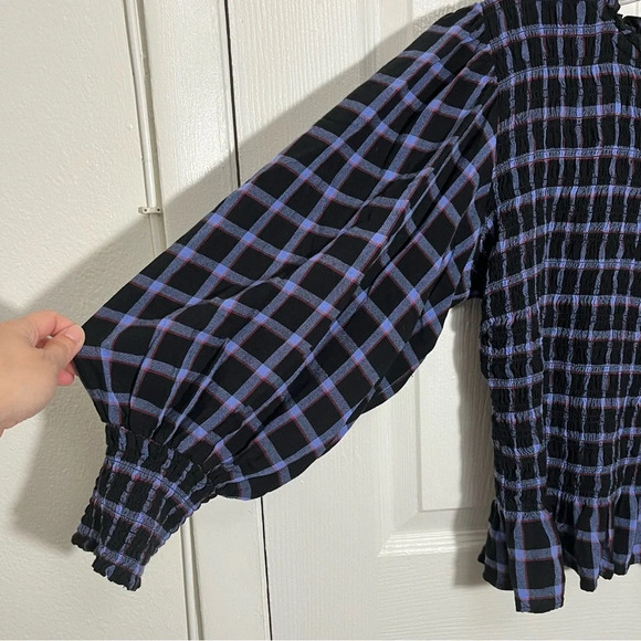 NIC+ZOE Twilight Plaid black and purple puff sleeve Smocked top | size medium - Picture 4 of 7